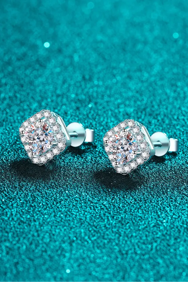 Trendsi 925 Sterling Silver Inlaid 2 Carat Moissanite Square Stud Earrings Earrings