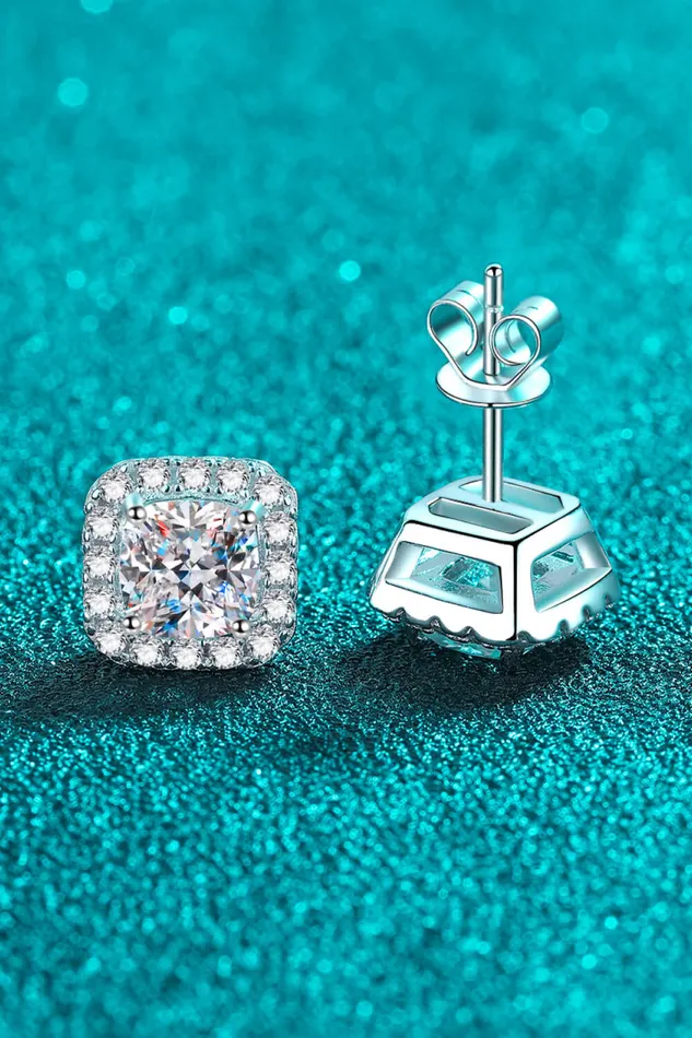 Trendsi 925 Sterling Silver Inlaid 2 Carat Moissanite Square Stud Earrings Earrings